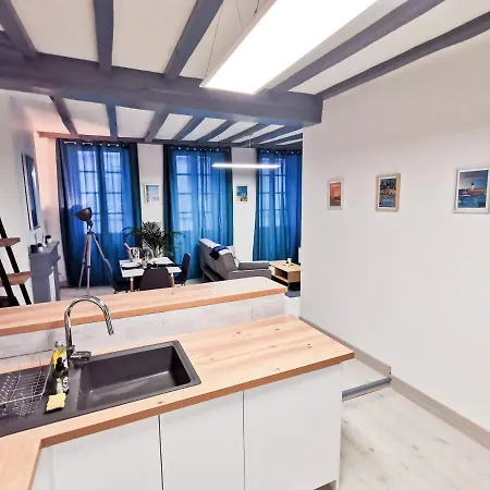 Appartement Ma Douce Charente - Superbe T3 Design Et Fonctionnel - Hyper Centre A Saintes Exterior photo