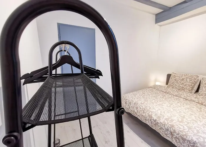 Appartement Ma Douce Charente - Superbe T3 Design et Fonctionnel - Hyper Centre à Saintes